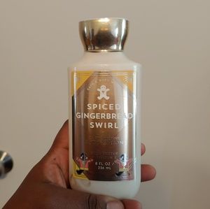 Bath & Body Works Spiced Gingerbread Swirl